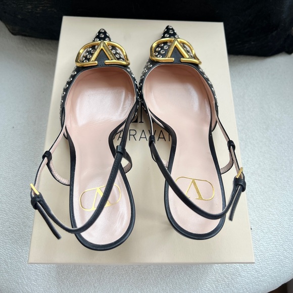 Valentino V Logo Perforated Black and Gold Women's Shoes sz 39 - Picture 11 of 12